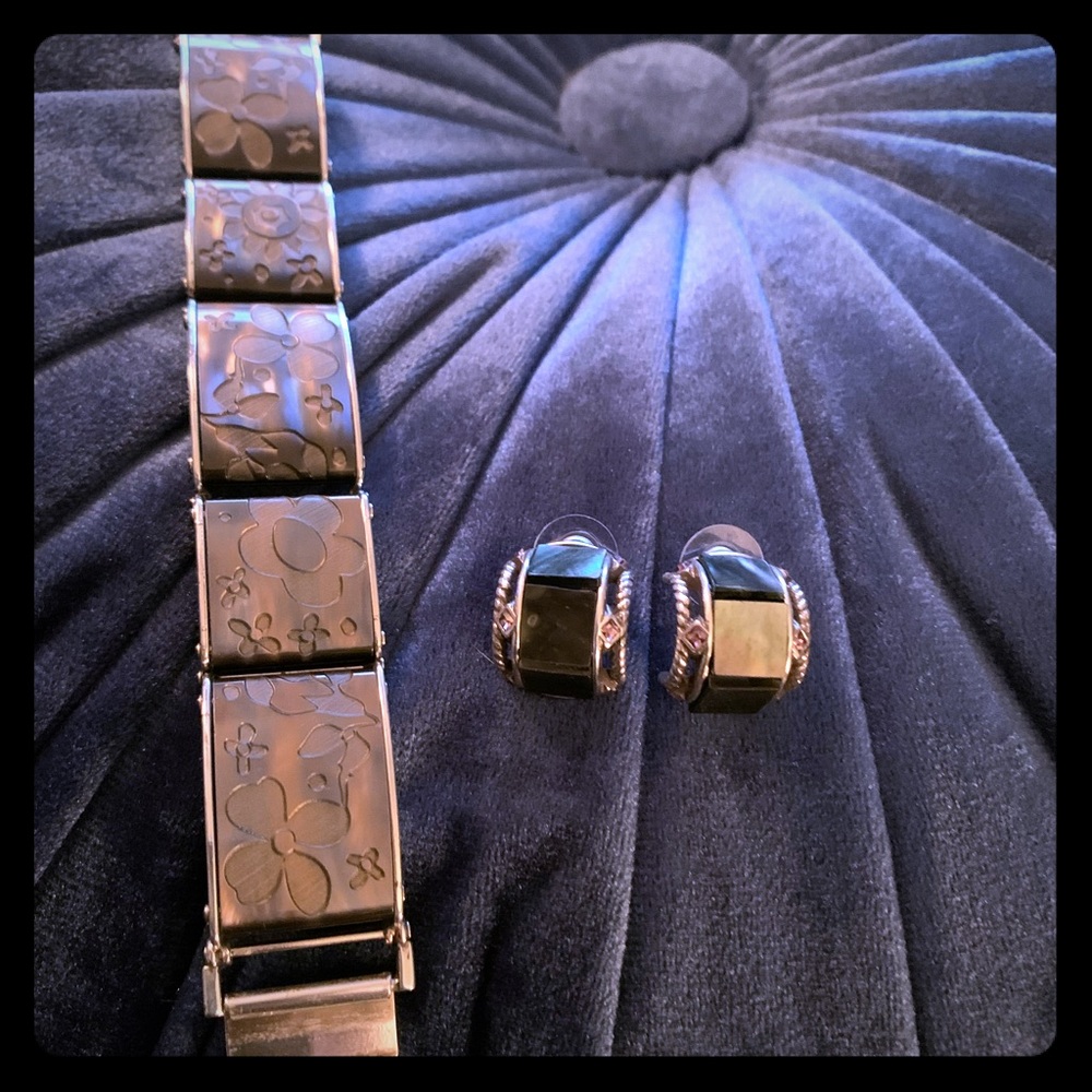 Brighton bracelet and earrings set